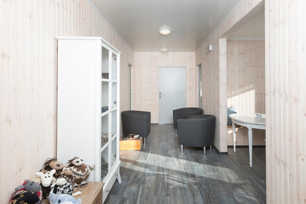 Guesthouse Baegisa Akureyri Ngoại thất bức ảnh