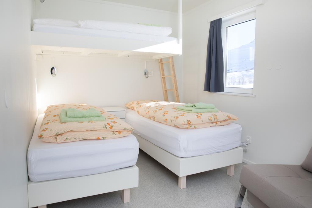 Guesthouse Baegisa Akureyri Ngoại thất bức ảnh
